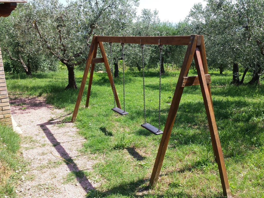 La Macina Di Bettona Villa Luaran gambar