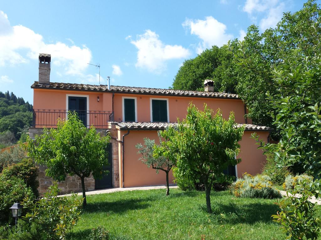 La Macina Di Bettona Villa Luaran gambar